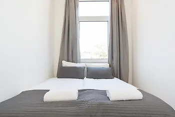 לינה וארוחת בוקר אמסטרדם Nassau Canal Suites