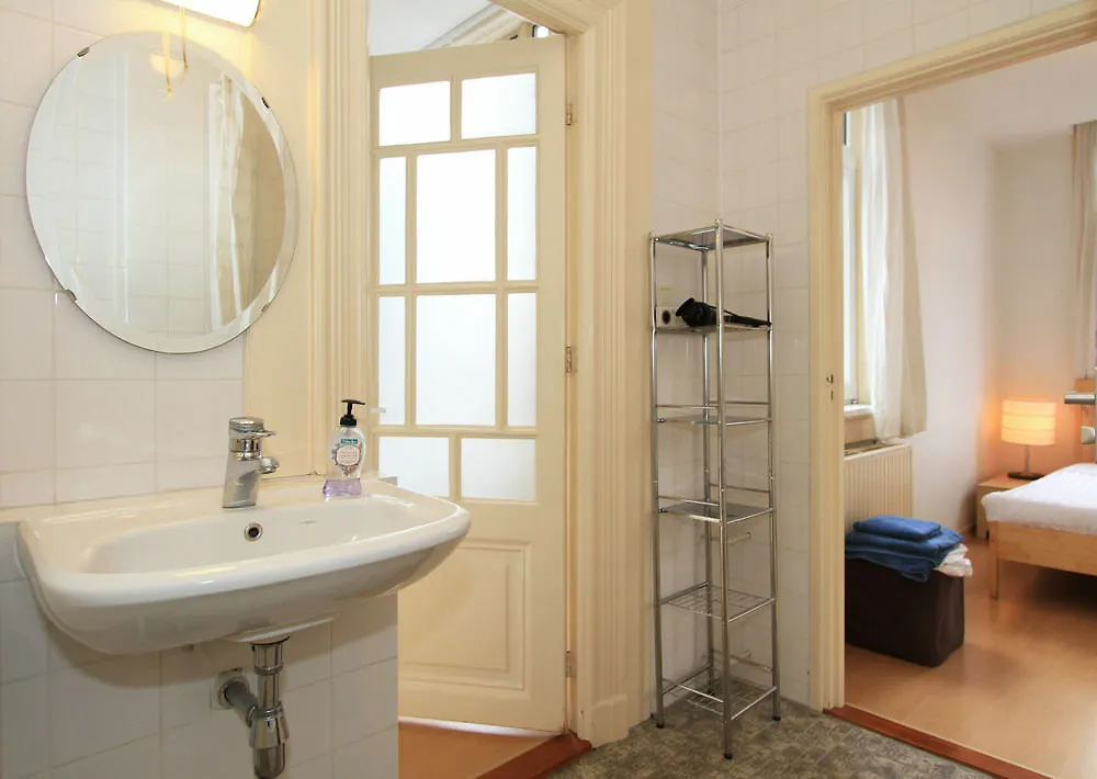 אמסטרדם Nassau Canal Suites לינה וארוחת בוקר