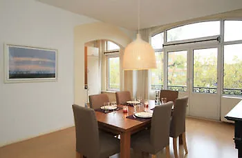 Nassau Canal Suites Amsterdam 3*,