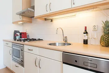 Nassau Canal Suites Amsterdam 3*,