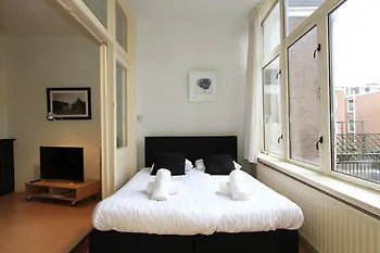 *** Couette-café Nassau Canal Suites Amsterdam Pays-Bas